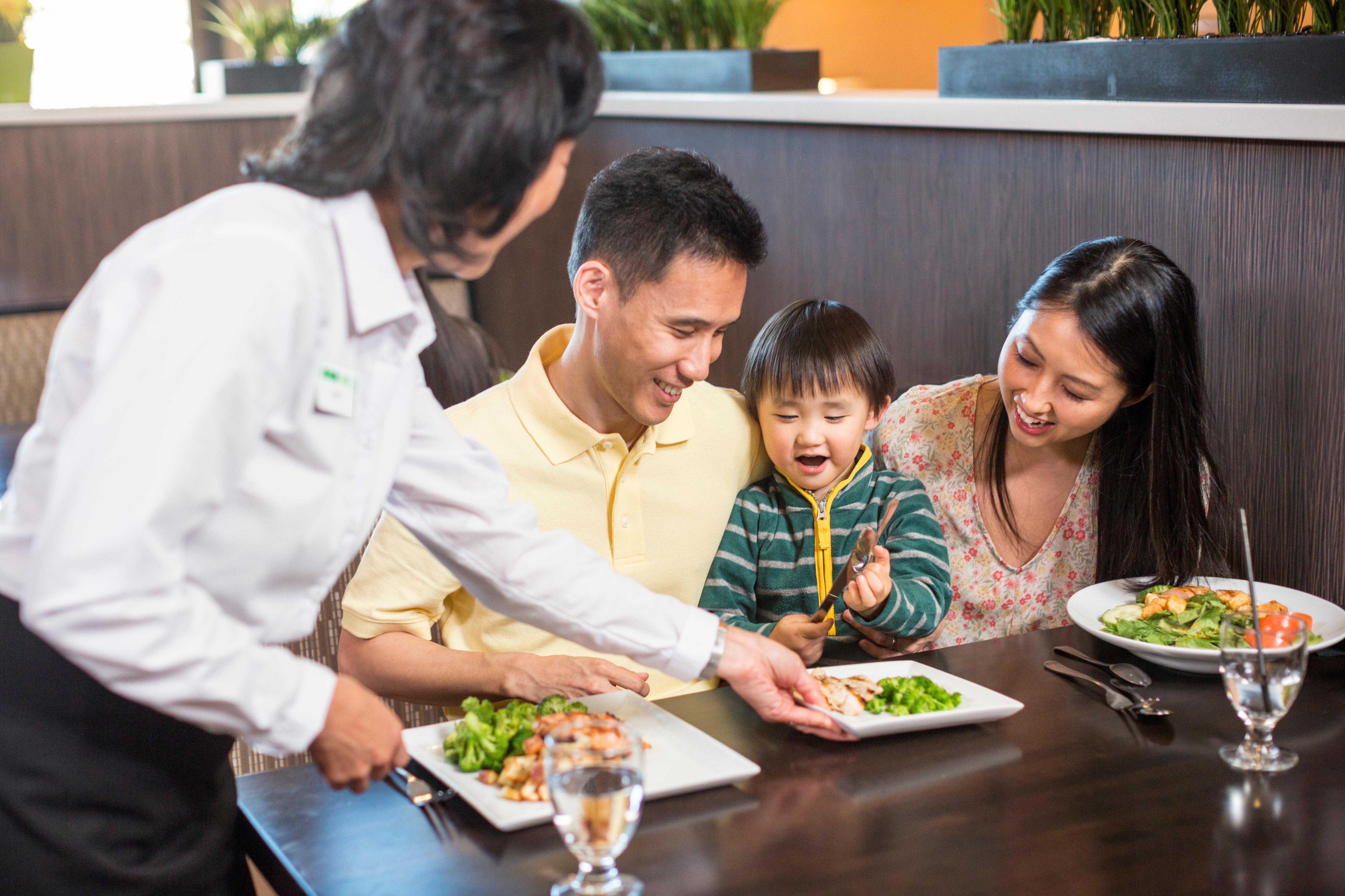Holiday Inn - Columbus By Ihg Dış mekan fotoğraf